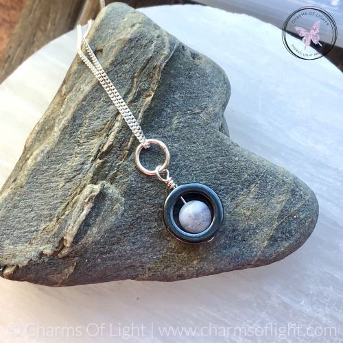 Hematite Gemstone Fidget Necklace (Blue Lace Agate)